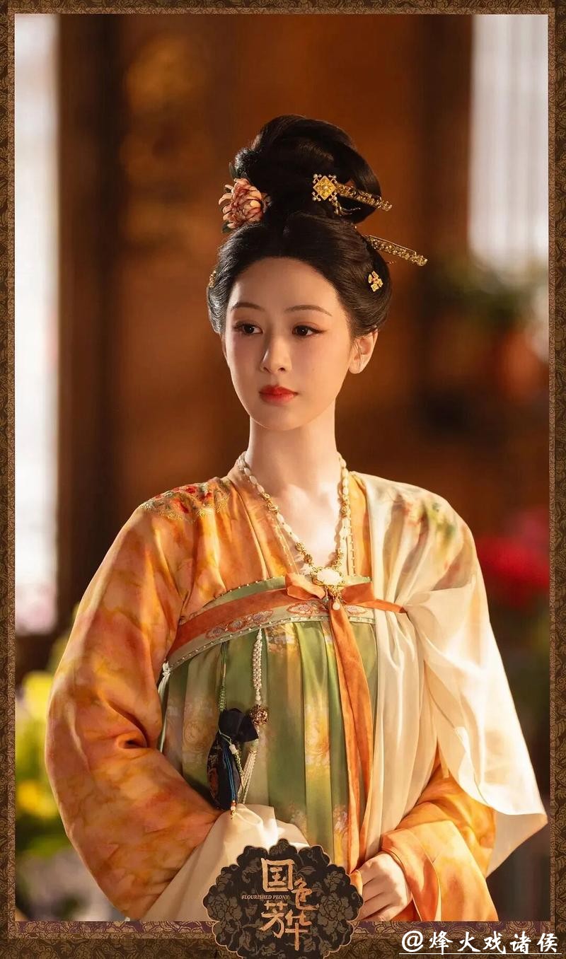 2026年关将至国剧大乱斗,杨紫新剧仅排第四,榜首竟是这部让人笑掉大牙的黑马 2026年关将至国剧大乱斗,杨紫新剧仅排第四,榜首竟是这部让人笑掉大牙的黑马