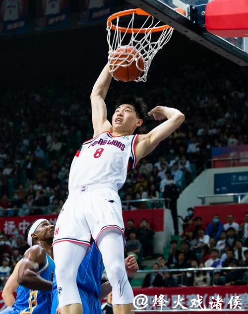 崔永熙登场魔术力克篮网6连胜 猛龙险胜热火